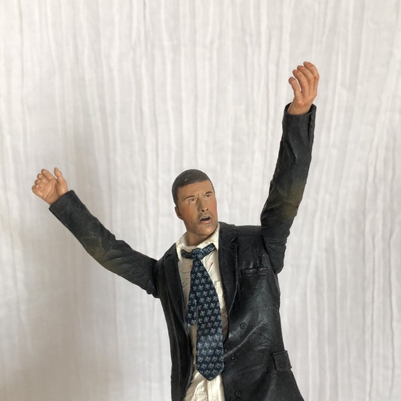 LOST collectible action figures Jack Shephard voice box on plane crash debris - Picture 9 of 12